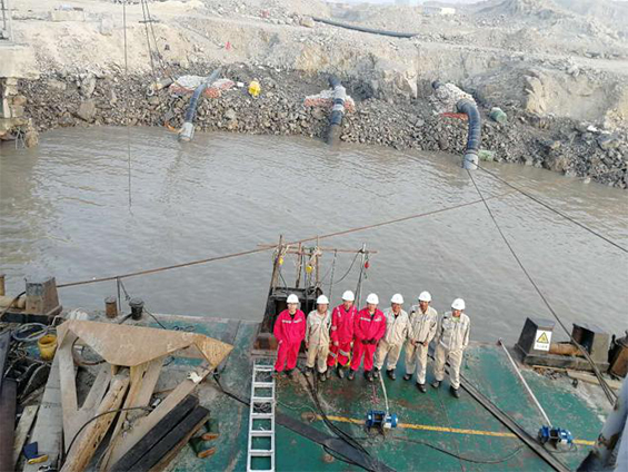 平管、斜立管組（zǔ）對後整體下放