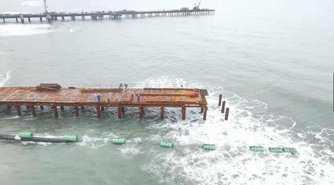 尼日（rì）爾-貝寧原油外輸管（guǎn）線項目海上終端工程-近（jìn）岸段海底管線均已順（shùn）利拖拉就位（wèi）