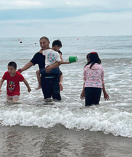 保（bǎo）持熱愛，奔赴山海——青島項目慰問觀光之旅