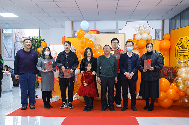 “聖”情以待，“旦”願有你 丨星空无限传媒官网海工2023迎新年會圓滿舉行！