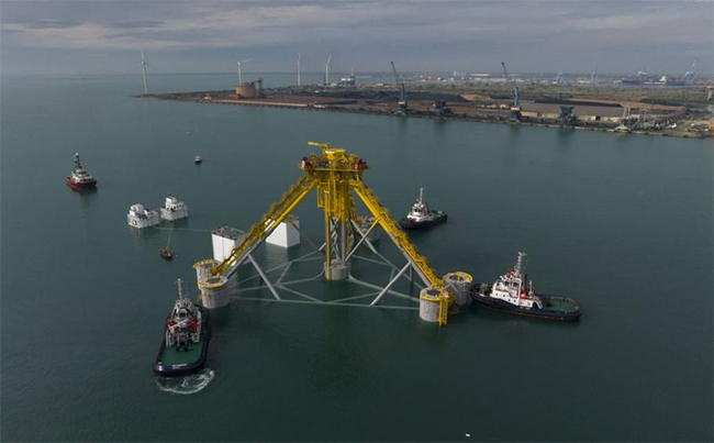 圖說（shuō）丨全球首個張力腿漂浮式海（hǎi）上風電基礎下水