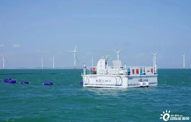 我國首台（tái）10兆瓦海上風機護航全球首次海上風電無淡化海水直（zhí）接電（diàn）解（jiě）製氫海試成功