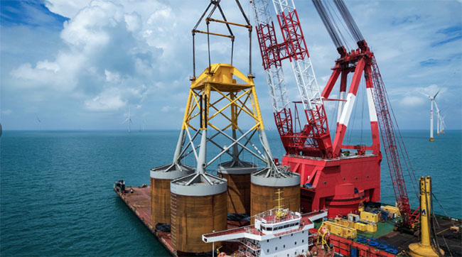 大唐儋（dān）州（zhōu）1.2GW海上風電項目完成國內最大吸力桶導管架基（jī）礎（chǔ）沉（chén）貫