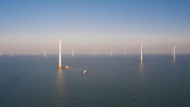 海南首座！三航局華能臨高海上風電場項目海上升壓站吊裝圓滿完成