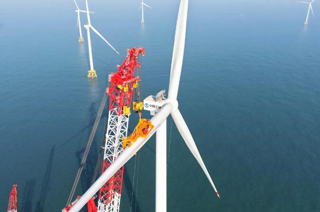 全球首台20兆瓦海上風電（diàn）機組完成吊裝