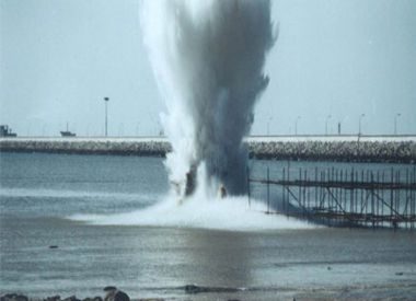 旅大油田海底管線安（ān）裝項目（2004年--中海油（yóu））