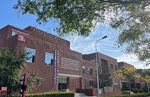 遷（qiān）址通知（zhī）