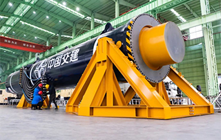 重大突破！全球最大單作用液壓打樁錘下線