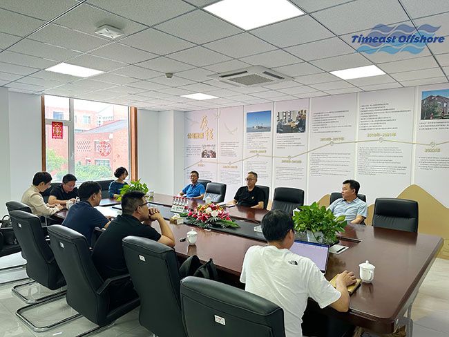 我司（sī）與江蘇華西（xī）村海洋工程服務有限公（gōng）司開展交流洽談